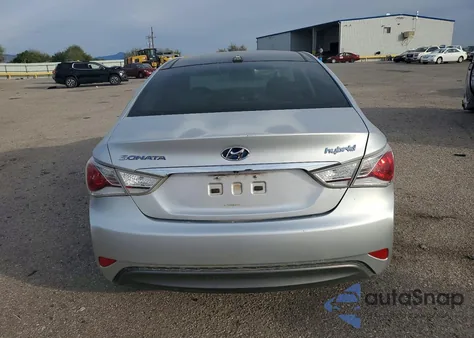 2013 Hyundai Sonata Hybrid из США, поврежденный, VIN KMHEC4A41DA069250